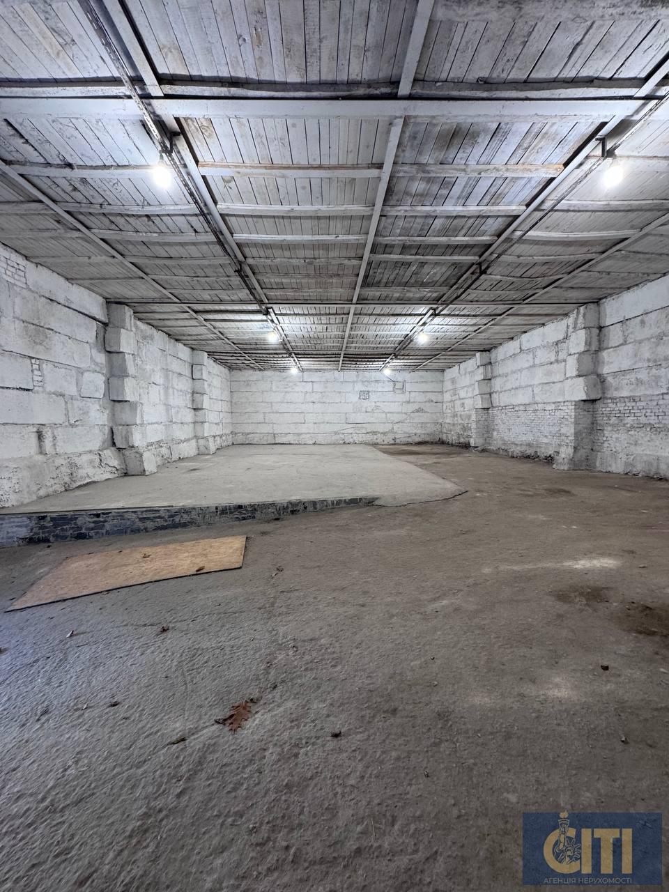 Аренда складского помещения, 300 м2 Оренда складського приміщення, 300 м2