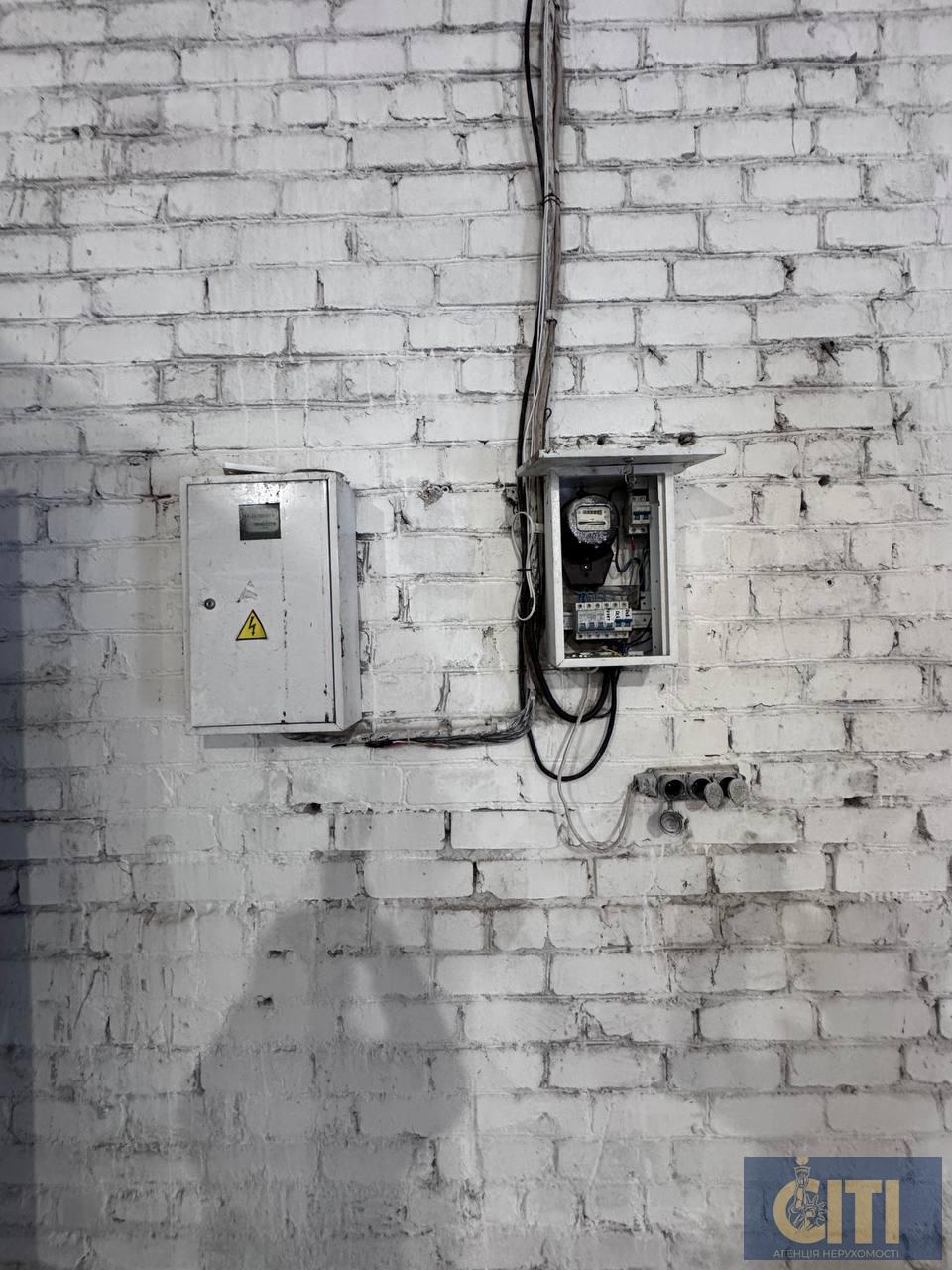 Оренда складського приміщення, 300 м2