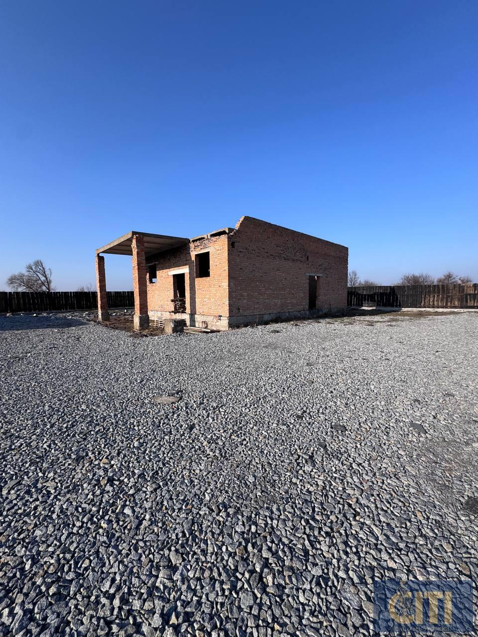 Имущественный комплекс в селе Дворец Житомирского района, 500 м², 30 соток. Майновий комплекс у селі Дворець Житомирського району, 500 м², 30 соток.