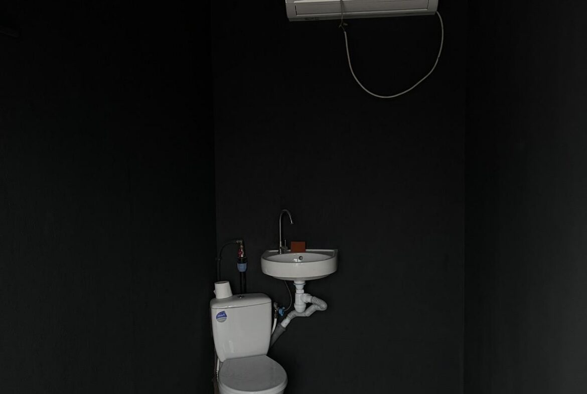 Приміщення загальною площею 60 м², вул. С. Параджанова (Баранова).