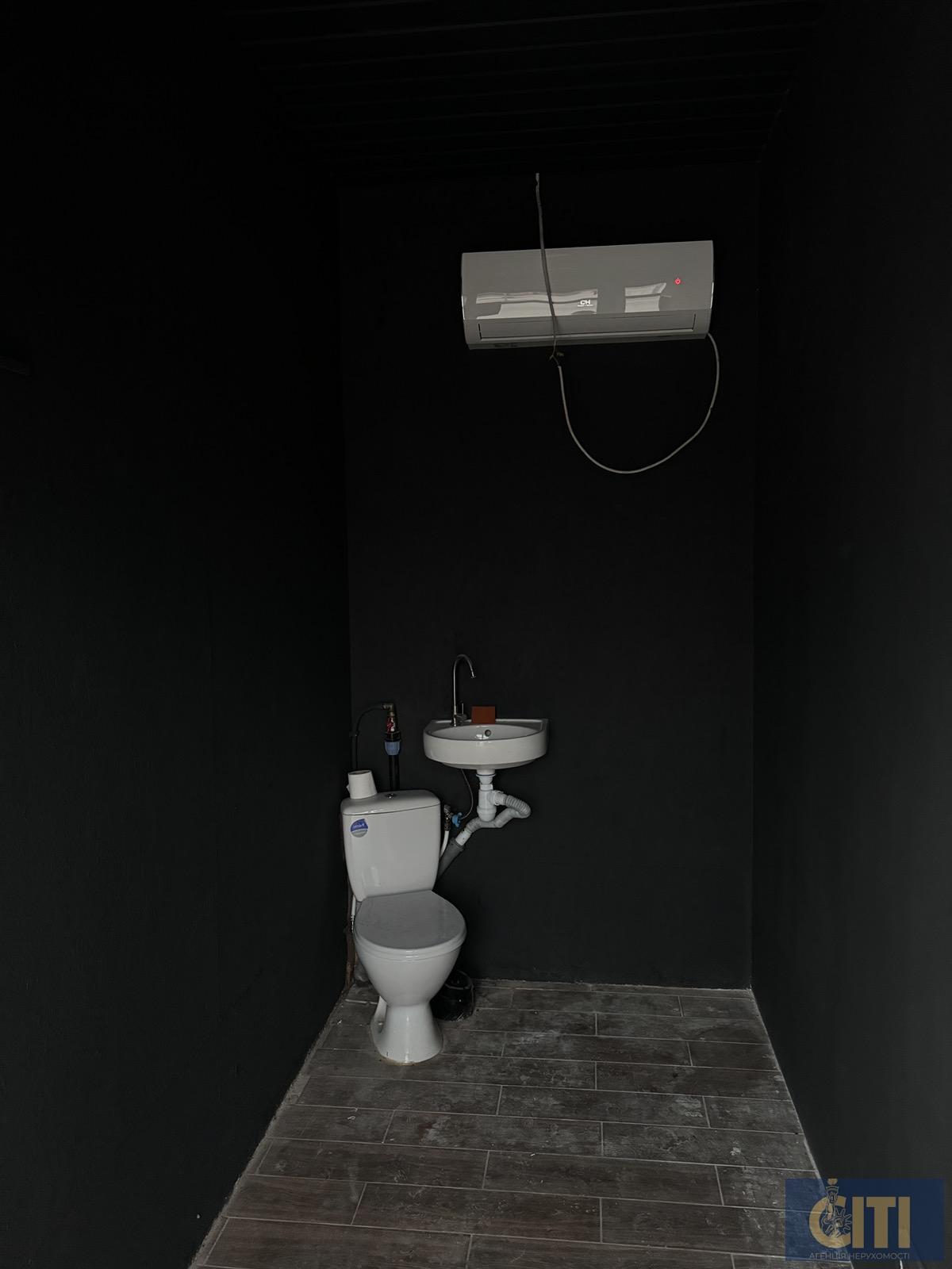 Приміщення загальною площею 60 м², вул. С. Параджанова (Баранова).