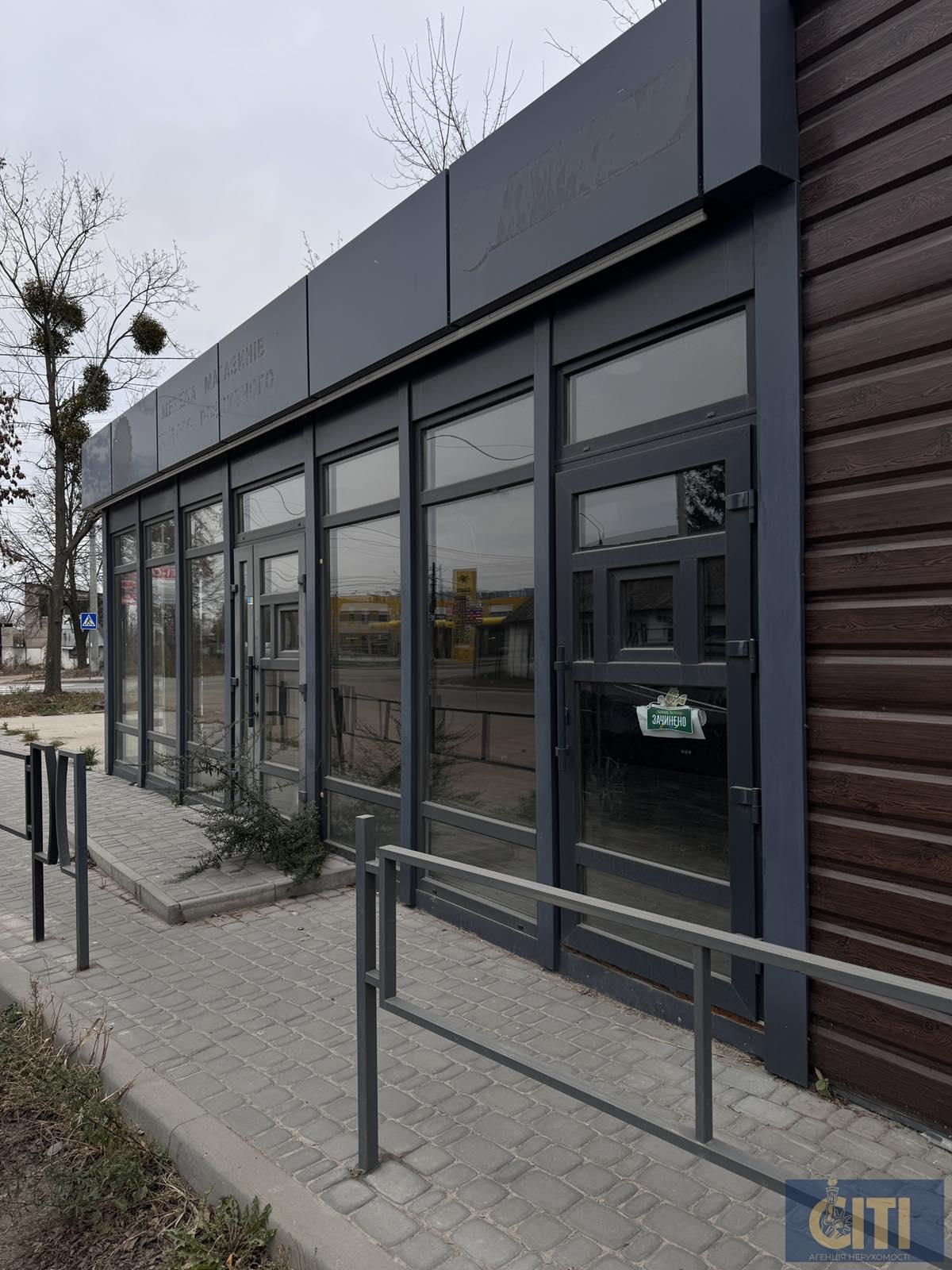 Помещение общей площадью 60 м², ул. С. Параджанова (Баранова). Приміщення загальною площею 60 м², вул. С. Параджанова (Баранова).