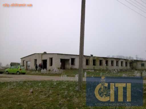 Приміщення під каменеобробку, пилораму, 1350 м2