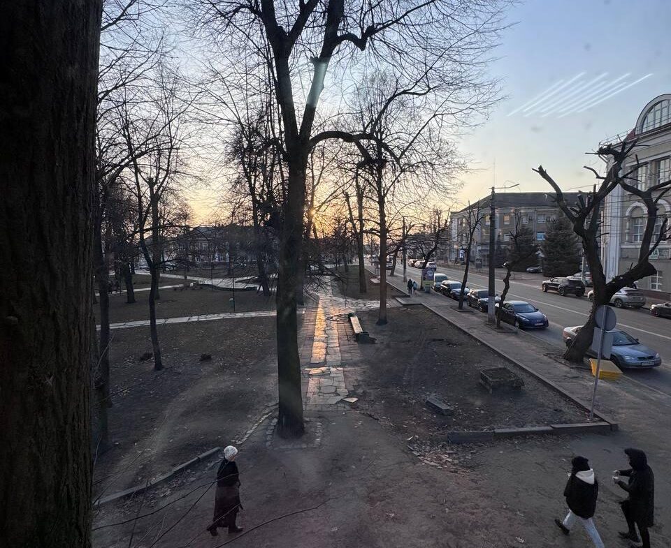 Здам в оренду приміщення офісу 28 м2, площа Перемоги