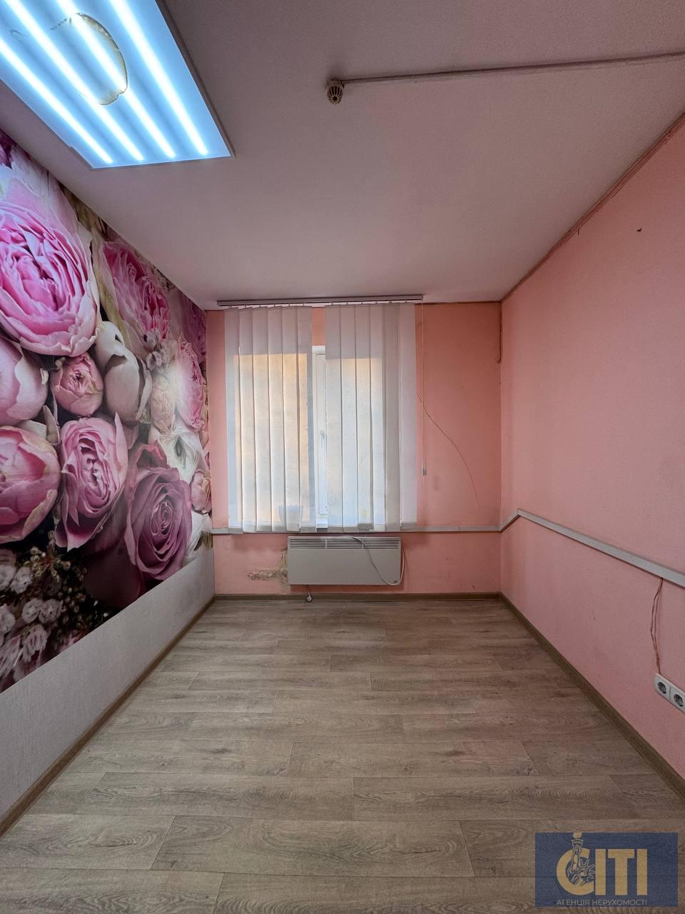 Сдам в аренду помещение офиса 28 м2, площадь Победы Здам в оренду приміщення офісу 28 м2, площа Перемоги