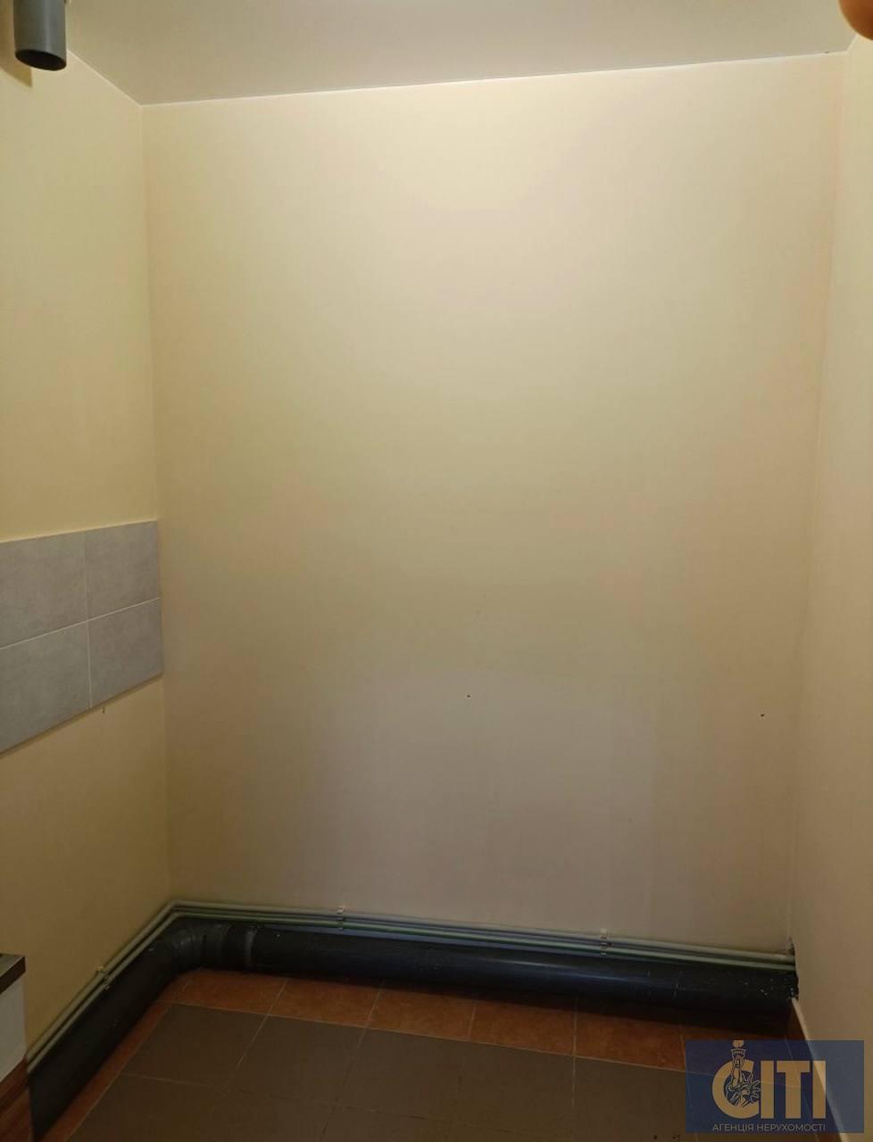 Комерційне приміщення в новобудові, Корбутівка, 112 м².