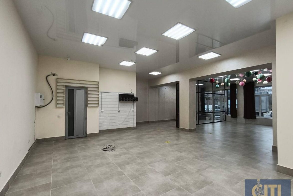 Комерційне приміщення в новобудові, Корбутівка, 112 м².