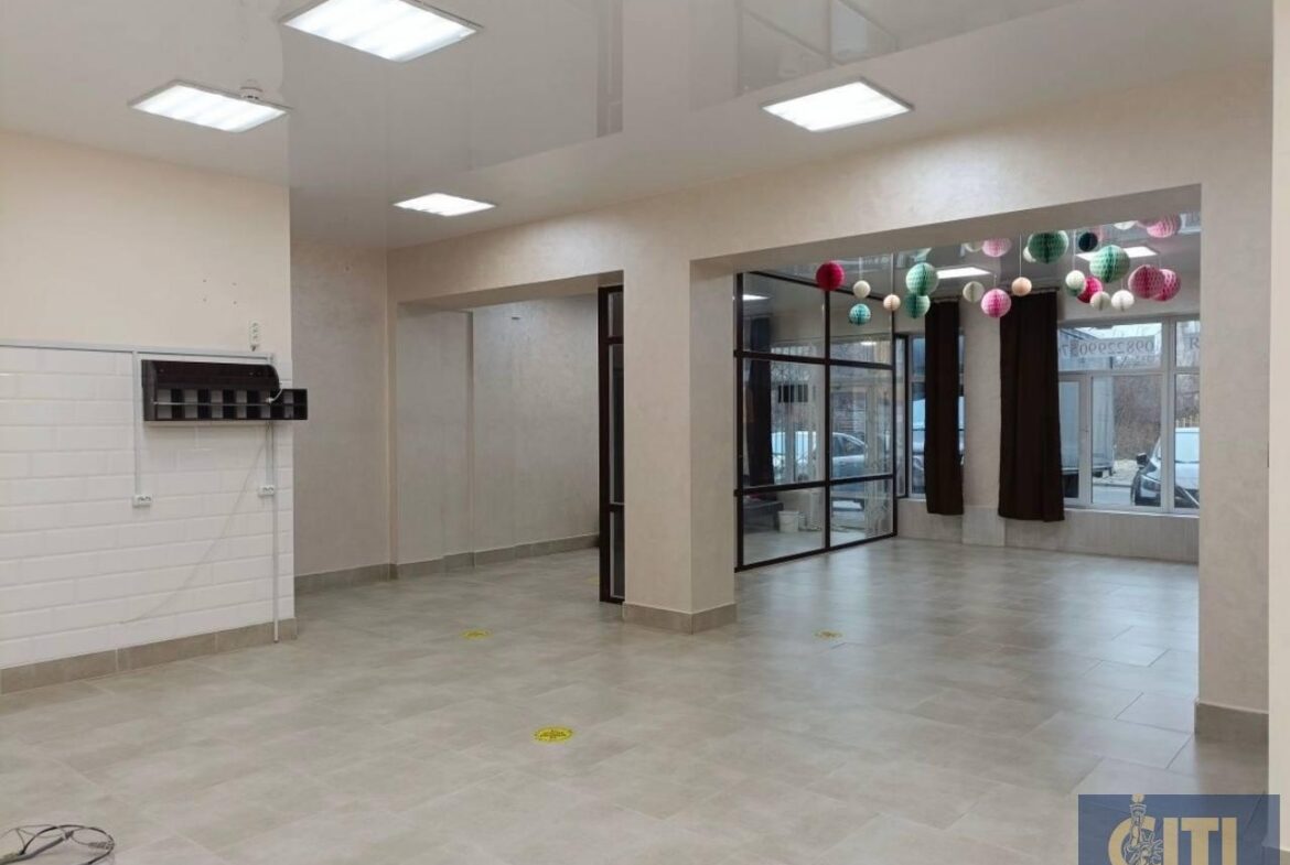 Комерційне приміщення в новобудові, Корбутівка, 112 м².