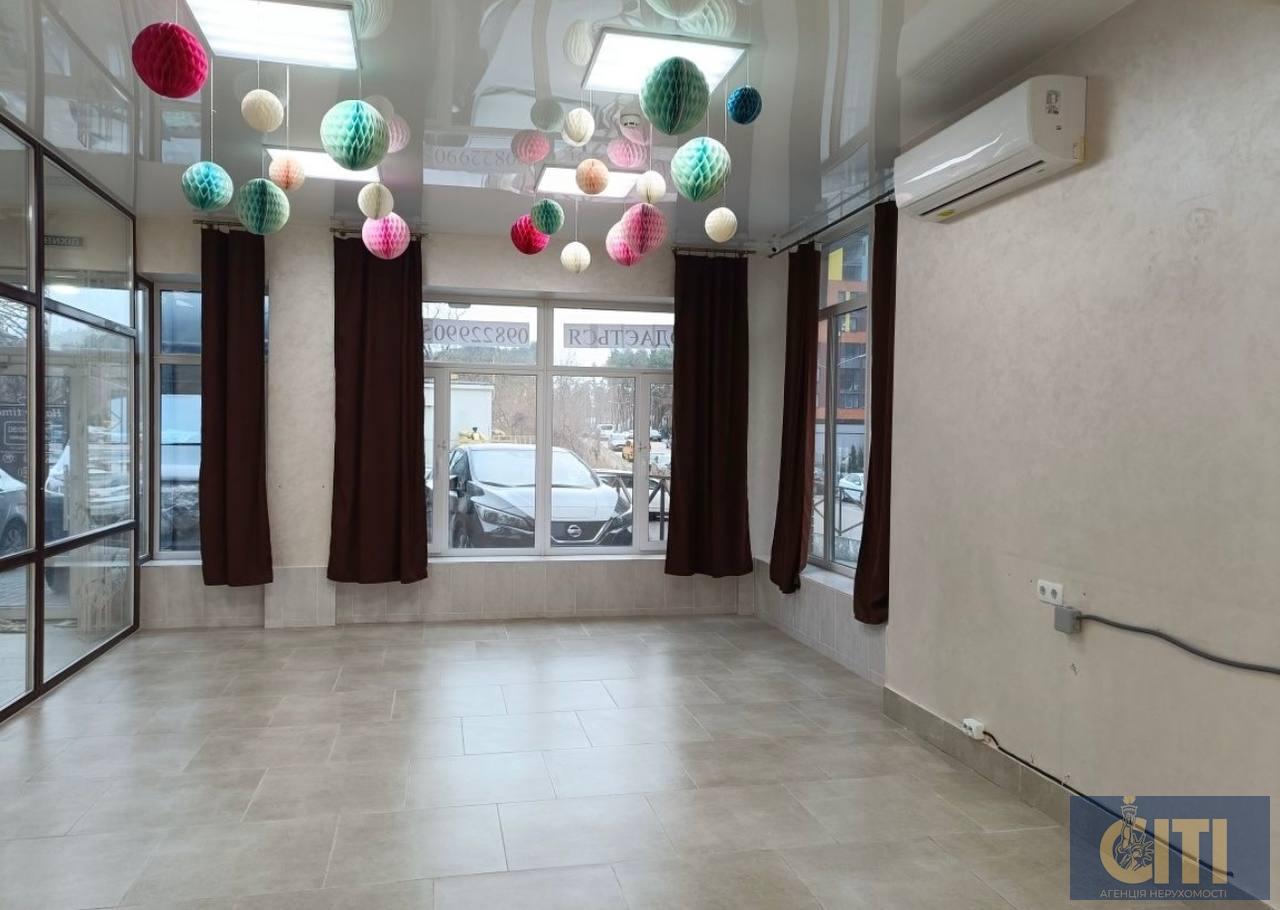 Комерційне приміщення в новобудові, Корбутівка, 112 м².