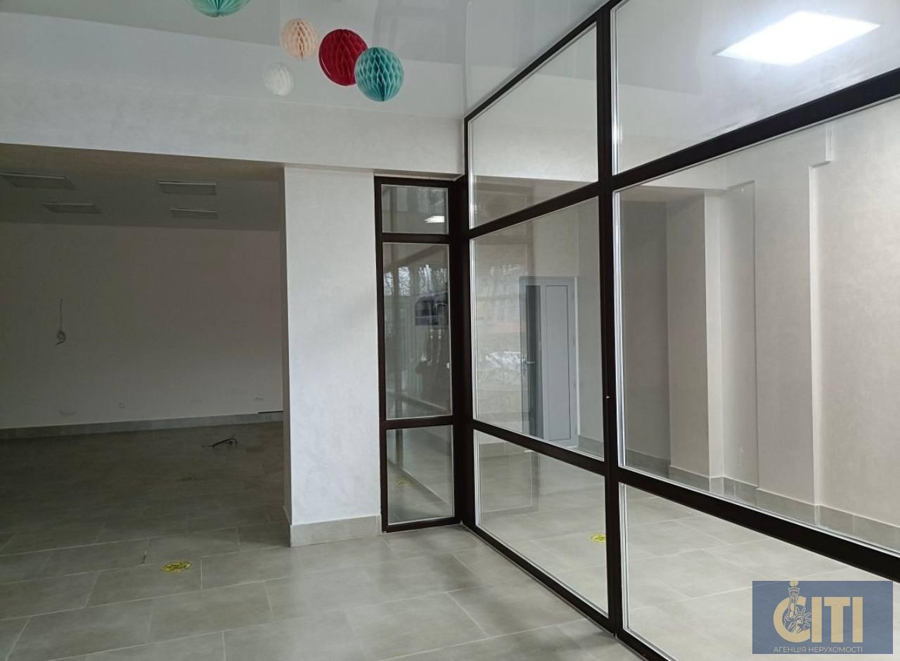 Комерційне приміщення в новобудові, Корбутівка, 112 м².