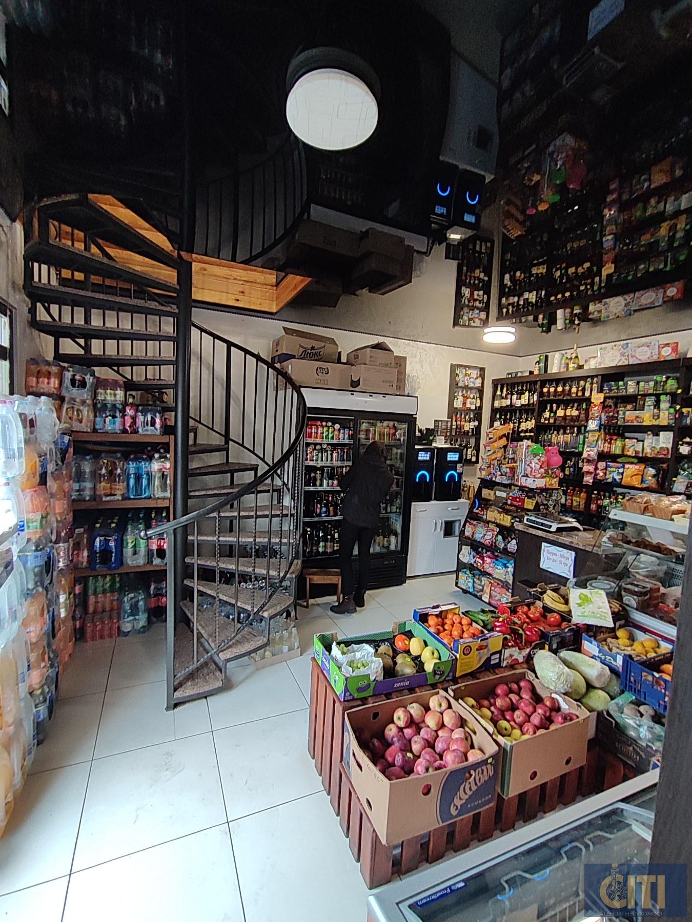 Продається магазин-кафе (пекарня) у Житомирській області, Черняхівський район.