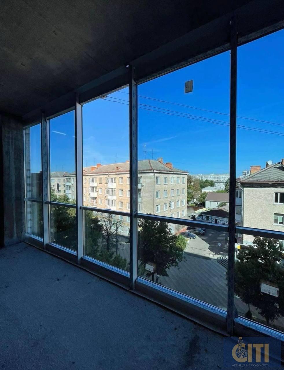 Продається приміщення під офіс в центрі міста Житомир по вулиці Київська, площею 196 м2 Продається приміщення під офіс в центрі міста Житомир по вулиці Київська, площею 196 м2