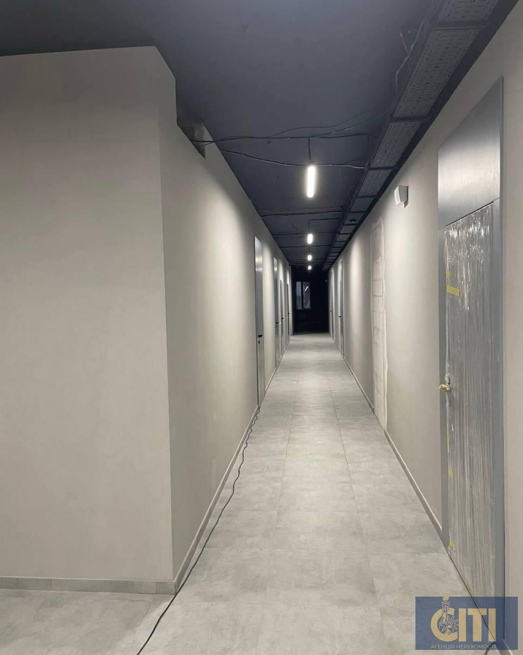 Продається приміщення під офіс в центрі міста Житомир по вулиці Київська, площею 66,5 м2 Продається приміщення під офіс в центрі міста Житомир по вулиці Київська, площею 66,5 м2