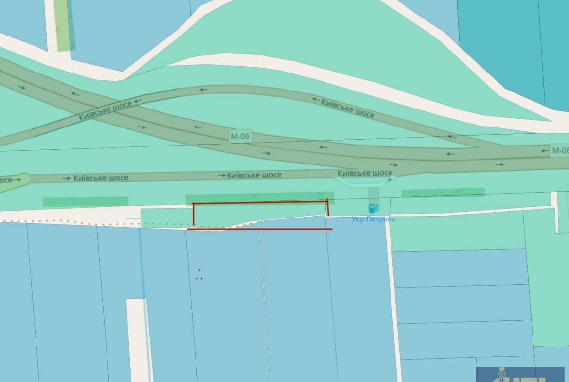 Продається земельна ділянка комерційного призначення площею 30 соток по Київському шосе, в районі с. Глибочиця.