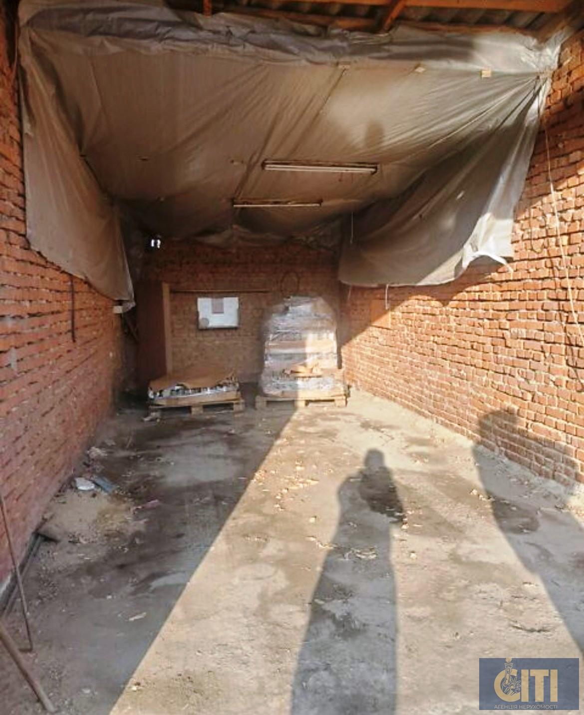 Продажа имущестевноного комплекса в Житомире с Ж/Д веткой, район ул. Промышленной. Продаж майнового комплексу в Житомирі із залізничною гілкою, район вул. Промислової.