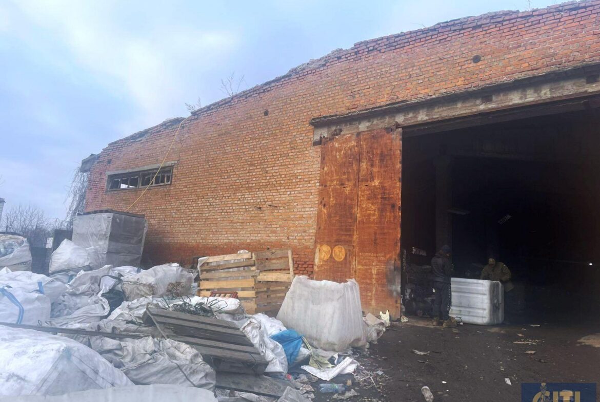 Продаж майнового комплексу в Житомирі із залізничною гілкою, район вул. Промислової.