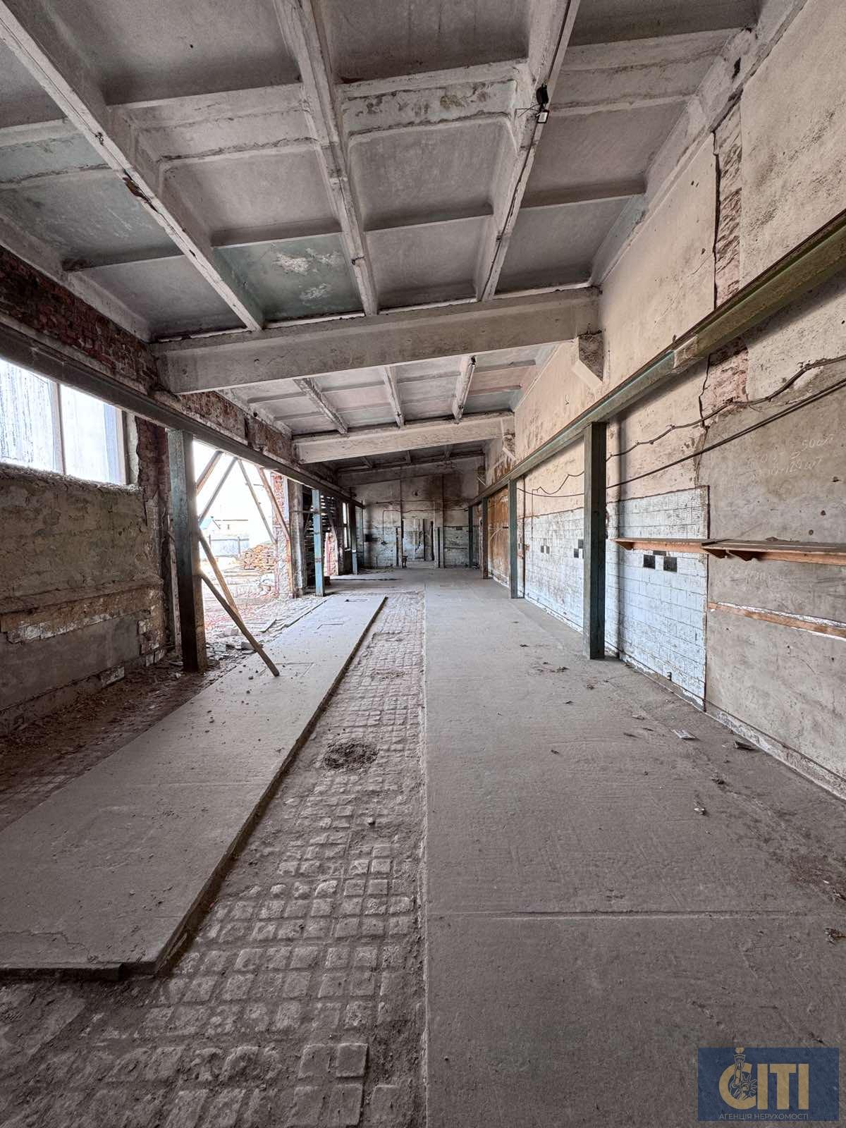 Продаж виробничих приміщень у м. Коростень загальною площею 600 кв.м.