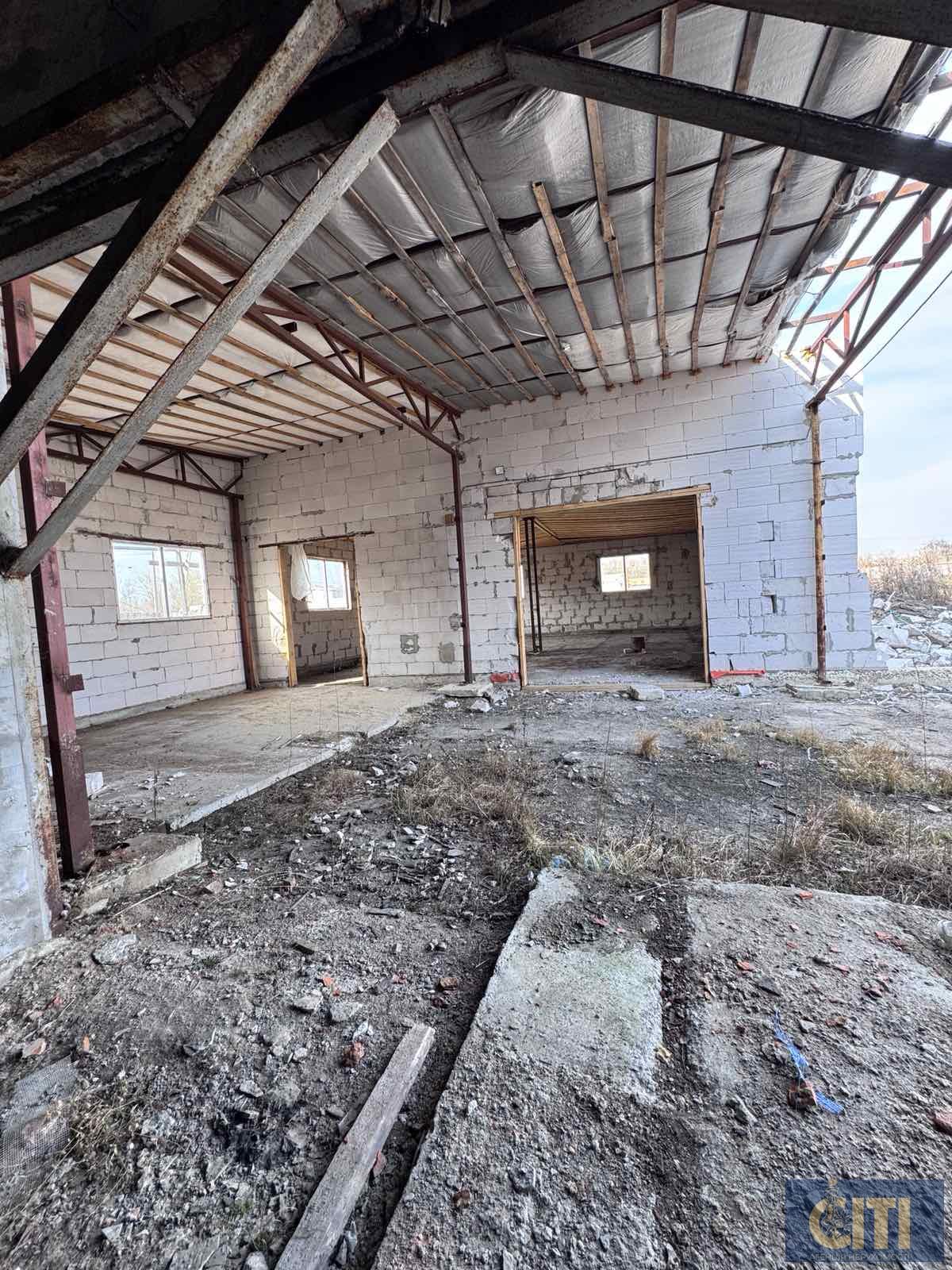 Продаж виробничих приміщень у м. Коростень загальною площею 600 кв.м.