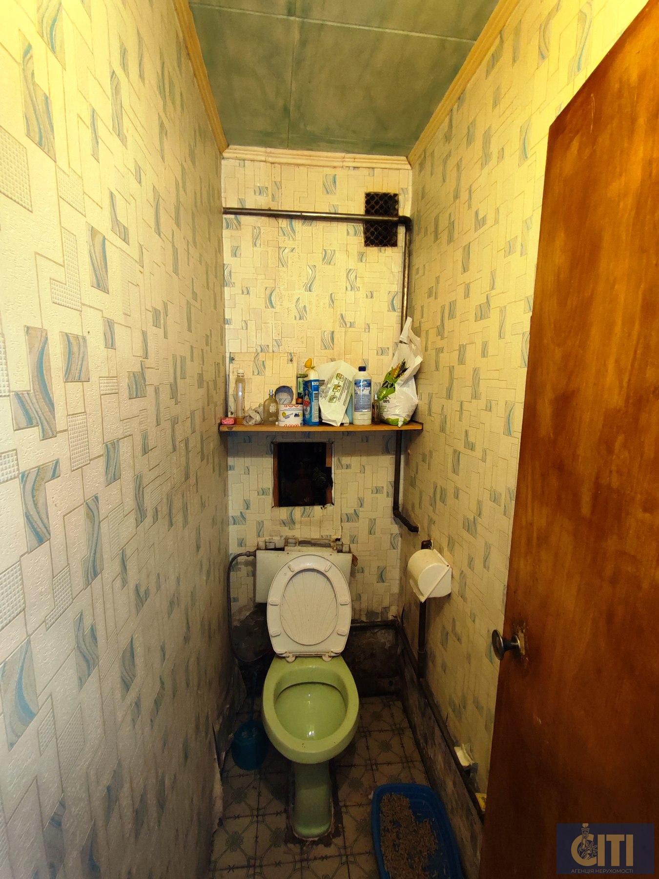 3-комнатная квартира на первом этаже по проспекту Мира под бизнес, 63 м² 3-кімнатна квартира на першому поверсі по проспекту Миру під бізнес, 63 м²