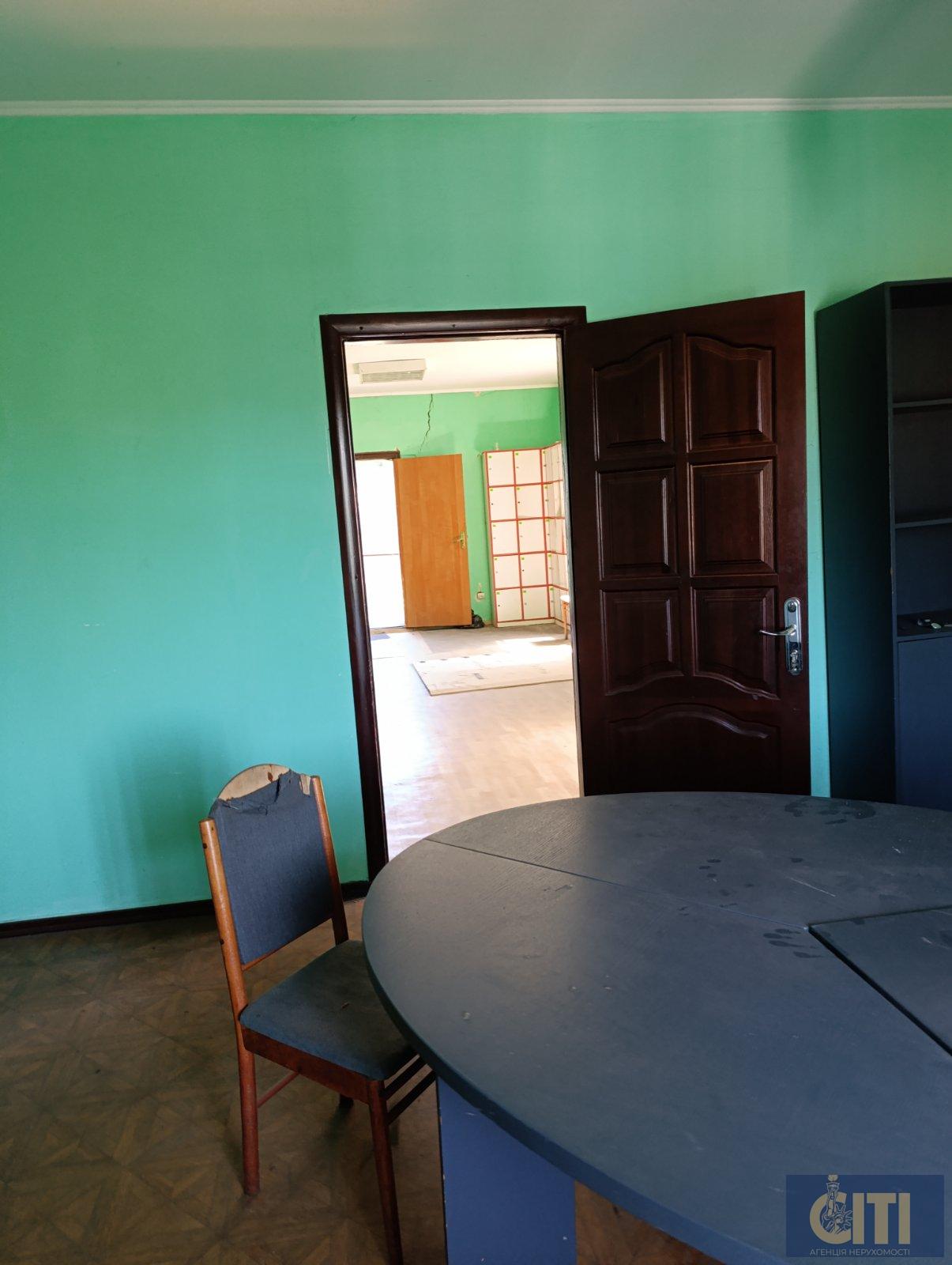 Офісне приміщення 50 м², на вулиці Івана Гонти