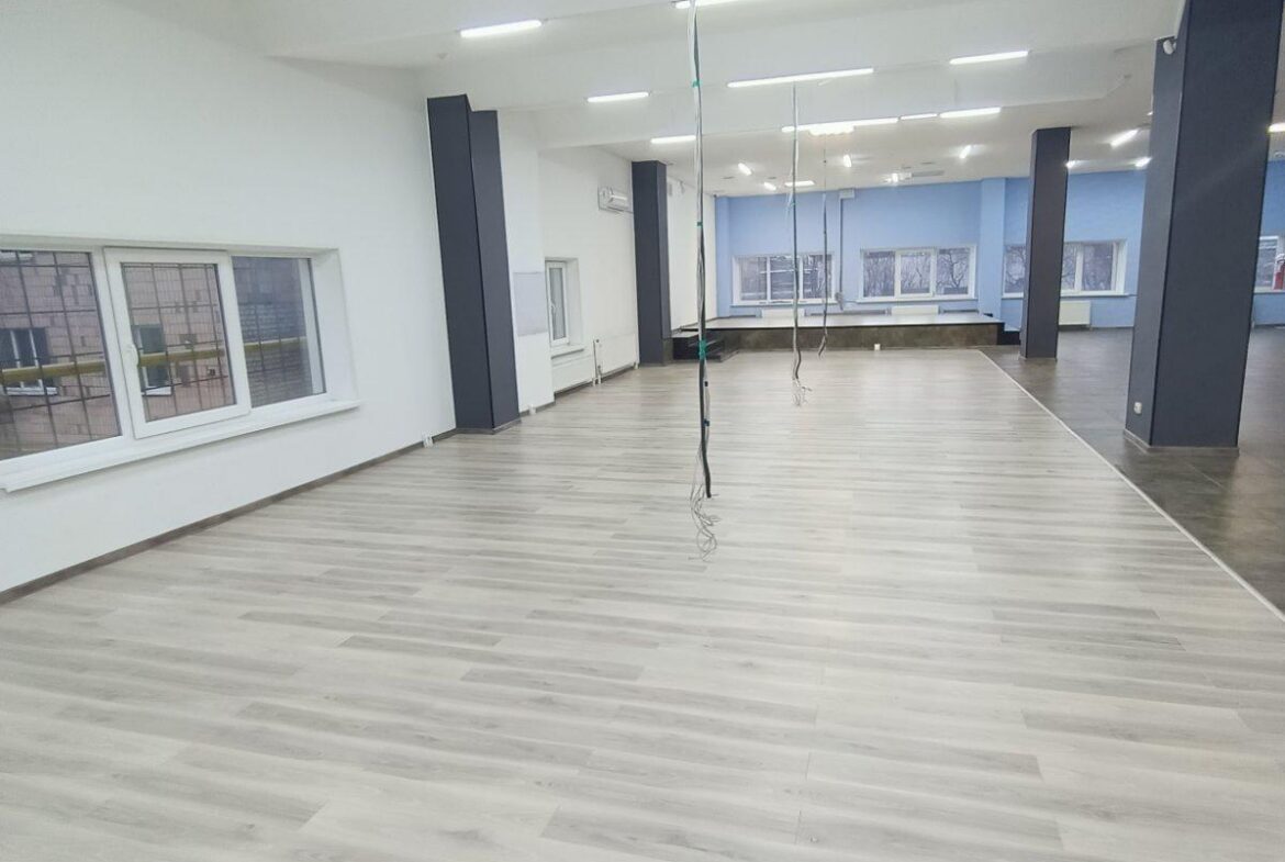 Приміщення для фітнесу, танцювальної школи або спортклубу, 600 кв.м