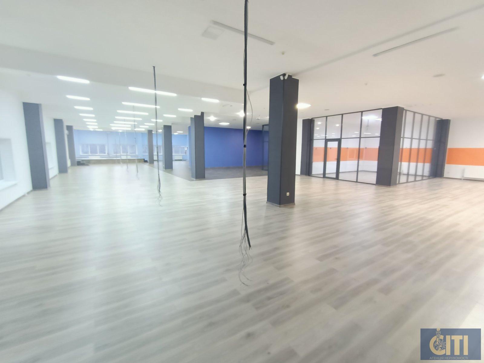 Приміщення для фітнесу, танцювальної школи або спортклубу, 600 кв.м