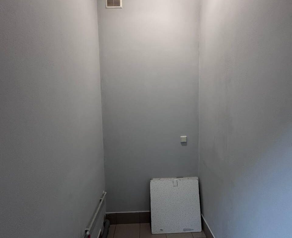 Приміщення у самому центрі міста — Небесної Сотні/Лятошинського, 57 м².