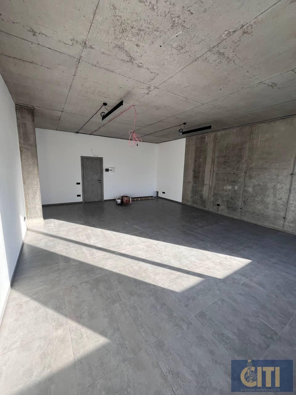 Приміщення в сучасному бізнес-центрі по вул. Київська, 50 м², на 3-му поверсі Приміщення в сучасному бізнес-центрі по вул. Київська, 50 м², на 3-му поверсі