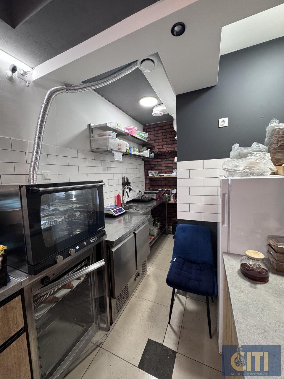 Продається працююче кафе з прибутковим бізнесом в центрі Житомира — вулиця Київська, 70!