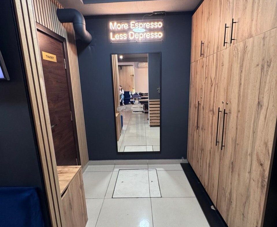 Продається працююче кафе з прибутковим бізнесом в центрі Житомира — вулиця Київська, 70!