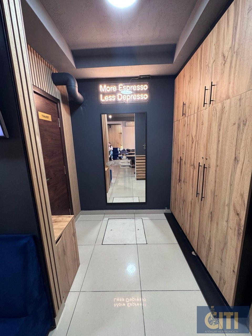 Продається працююче кафе з прибутковим бізнесом в центрі Житомира — вулиця Київська, 70!