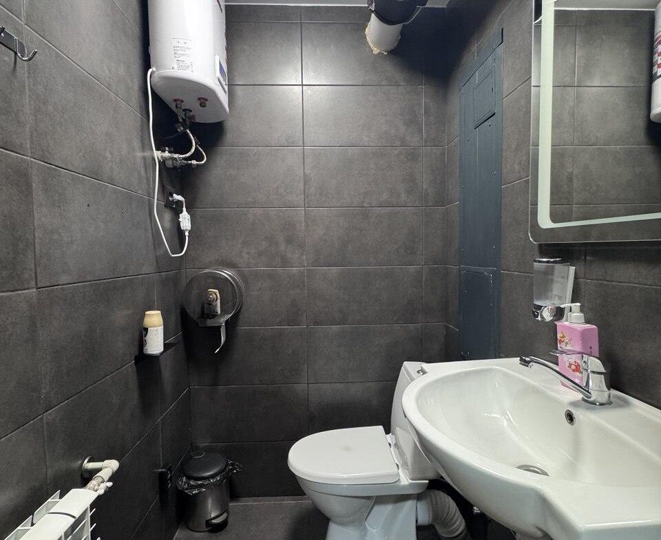 Продається працююче кафе з прибутковим бізнесом в центрі Житомира — вулиця Київська, 70!