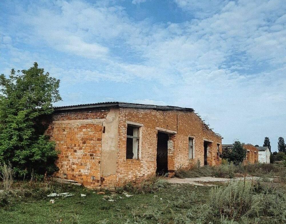 Продається промислове приміщення біля Житомира, 1700 м²