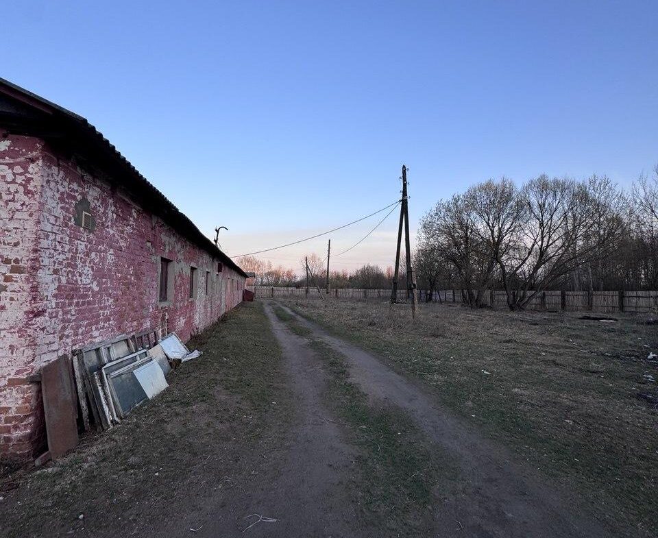 Продаж нежитлової будівлі у м.Коростень загальною площею 511 м²