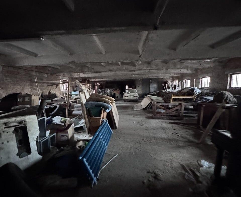 Продаж нежитлової будівлі у м.Коростень загальною площею 511 м²