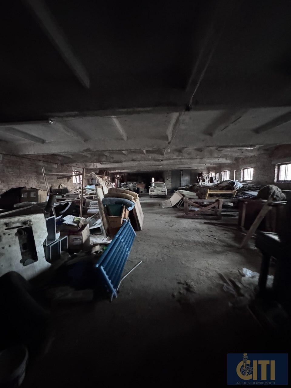 Продаж нежитлової будівлі у м.Коростень загальною площею 511 м² Продаж нежитлової будівлі у м.Коростень загальною площею 511 м²