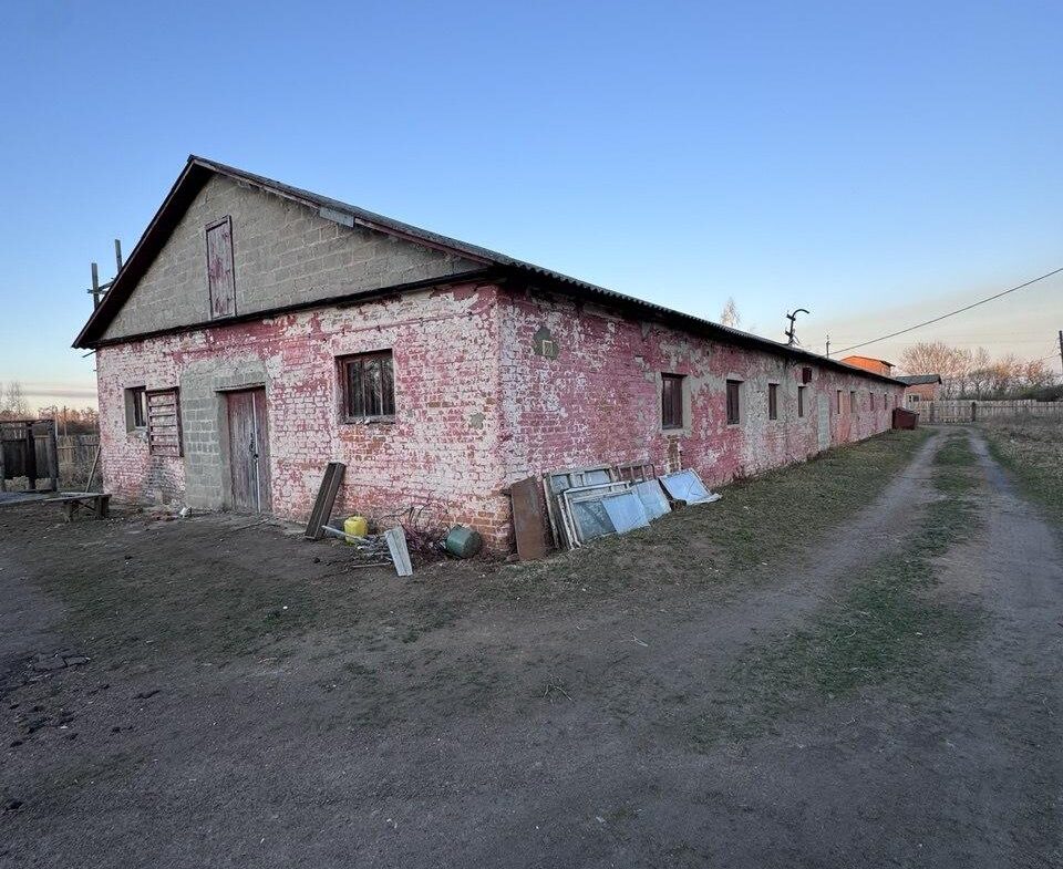 Продаж нежитлової будівлі у м.Коростень загальною площею 511 м²