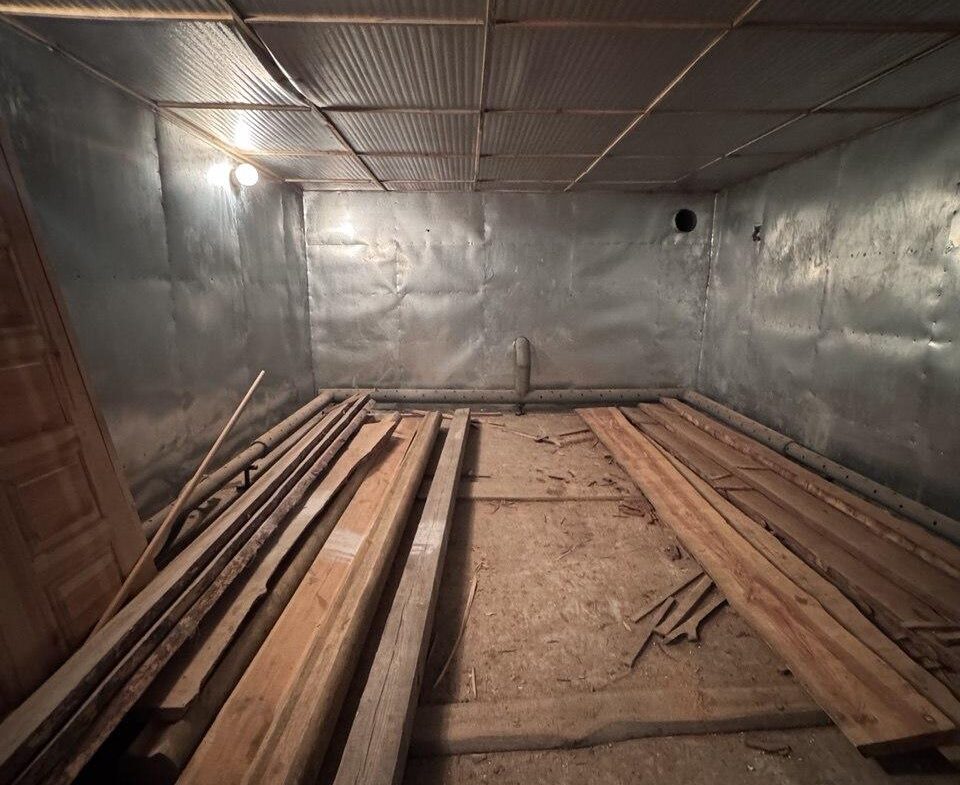 Продаж нежитлової будівлі у м.Коростень загальною площею 511 м²