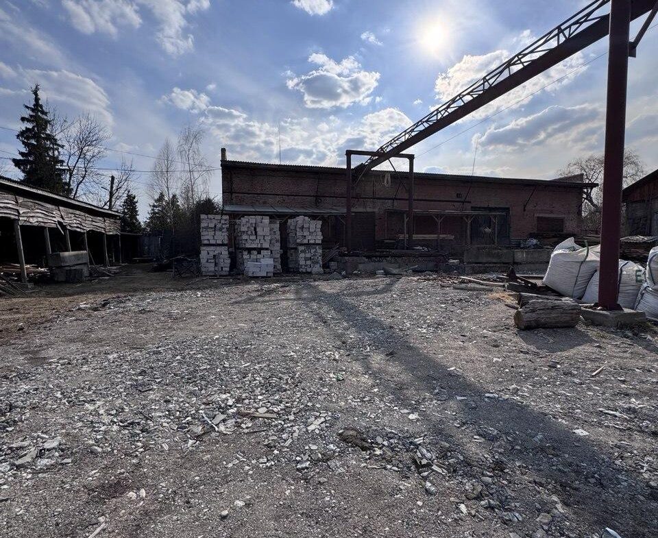 Продаж нежитлової частини будівлі у м.Коростень загальною площею 346 м²