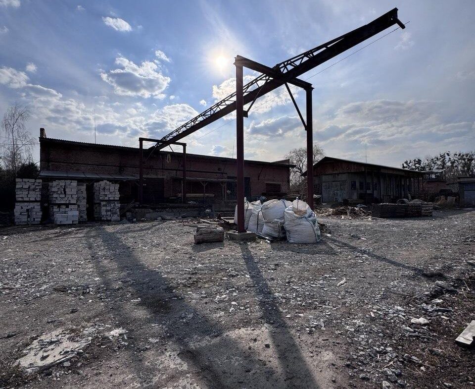 Продаж нежитлової частини будівлі у м.Коростень загальною площею 346 м²