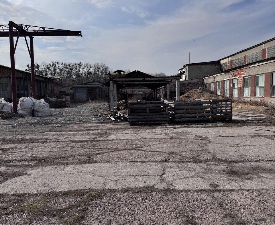 Продаж нежитлової частини будівлі у м.Коростень загальною площею 346 м²