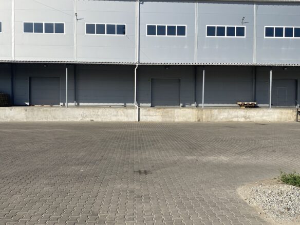 Здаються в оренду нові сучасні складські приміщення загальною площею 3827 кв.м.