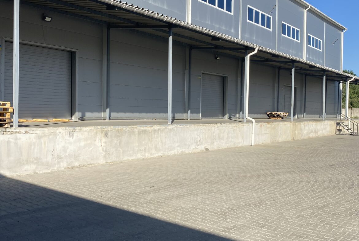 Здаються в оренду нові сучасні складські приміщення загальною площею 3827 кв.м.