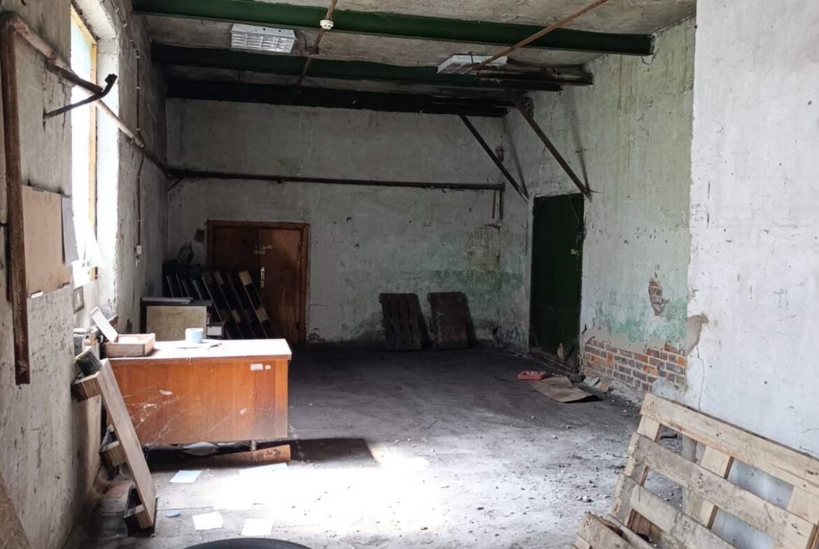 Складське приміщення, Смолянка, 50 м², висотою 2,7 м