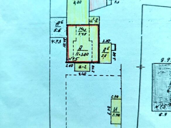 Фасадна ділянка зі старим будинком в центрі Житомира, 4.5 сот
