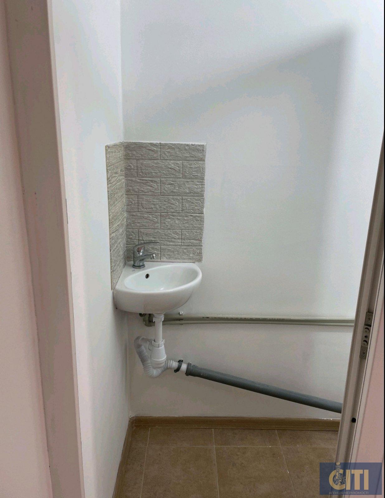 Оренда приміщення під кабінет, вул. Тутковського, Житомир