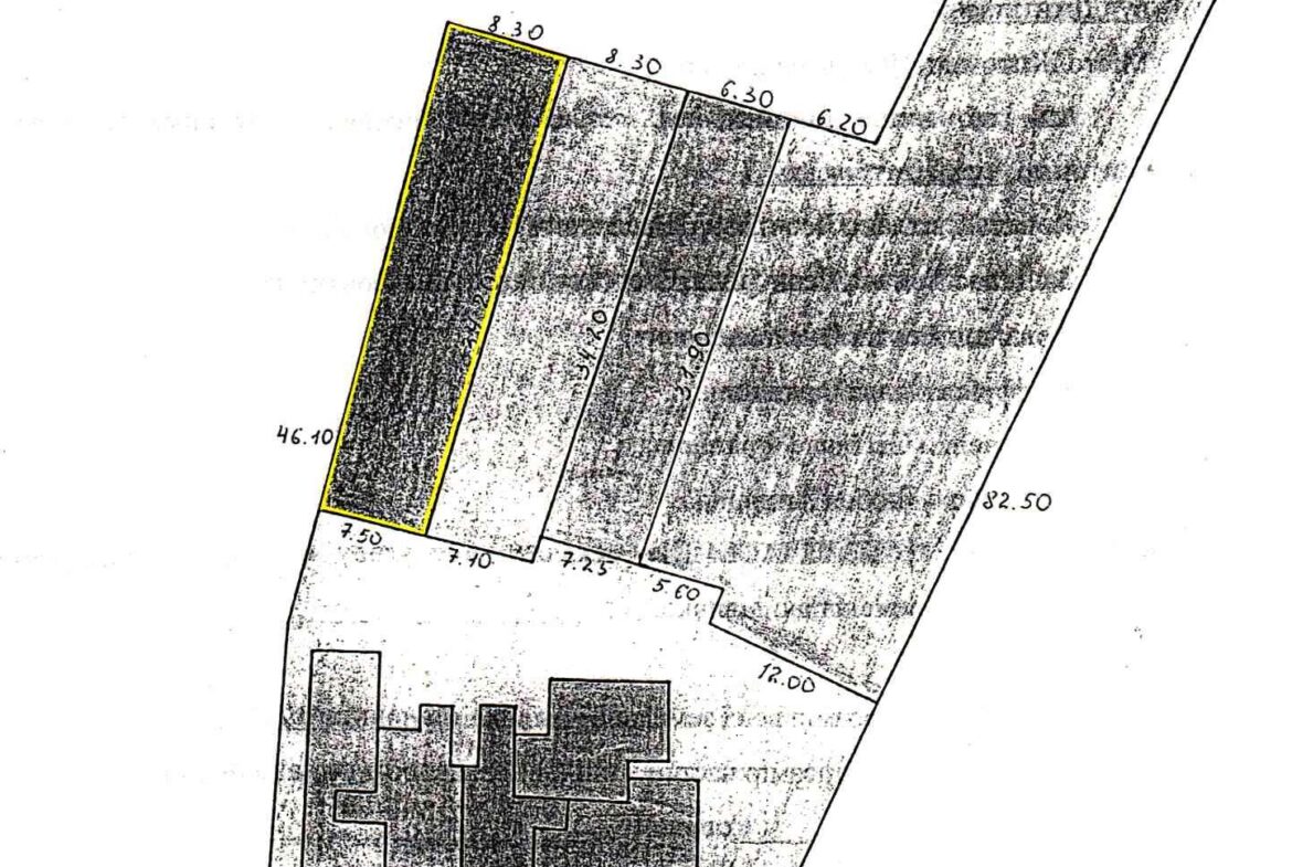 Продаж частини будинку з окремим входом, фасад, 5 вікон на вулицю, 92.7 кв.м.