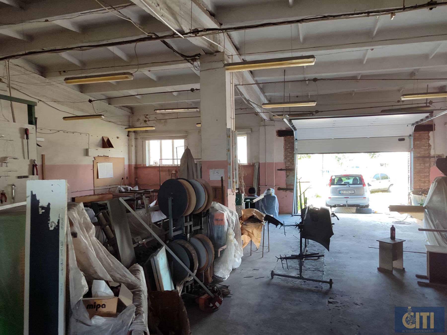 Оренда нежитлового приміщення 200 м² під автосервіс