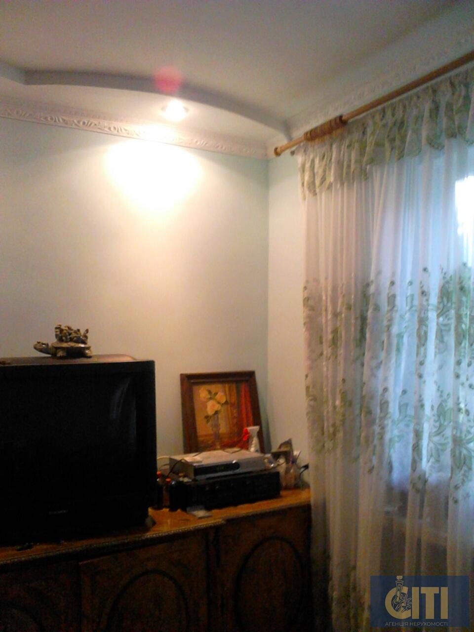 Частина будинку під офіс або склад-магазин у центрі Житомира