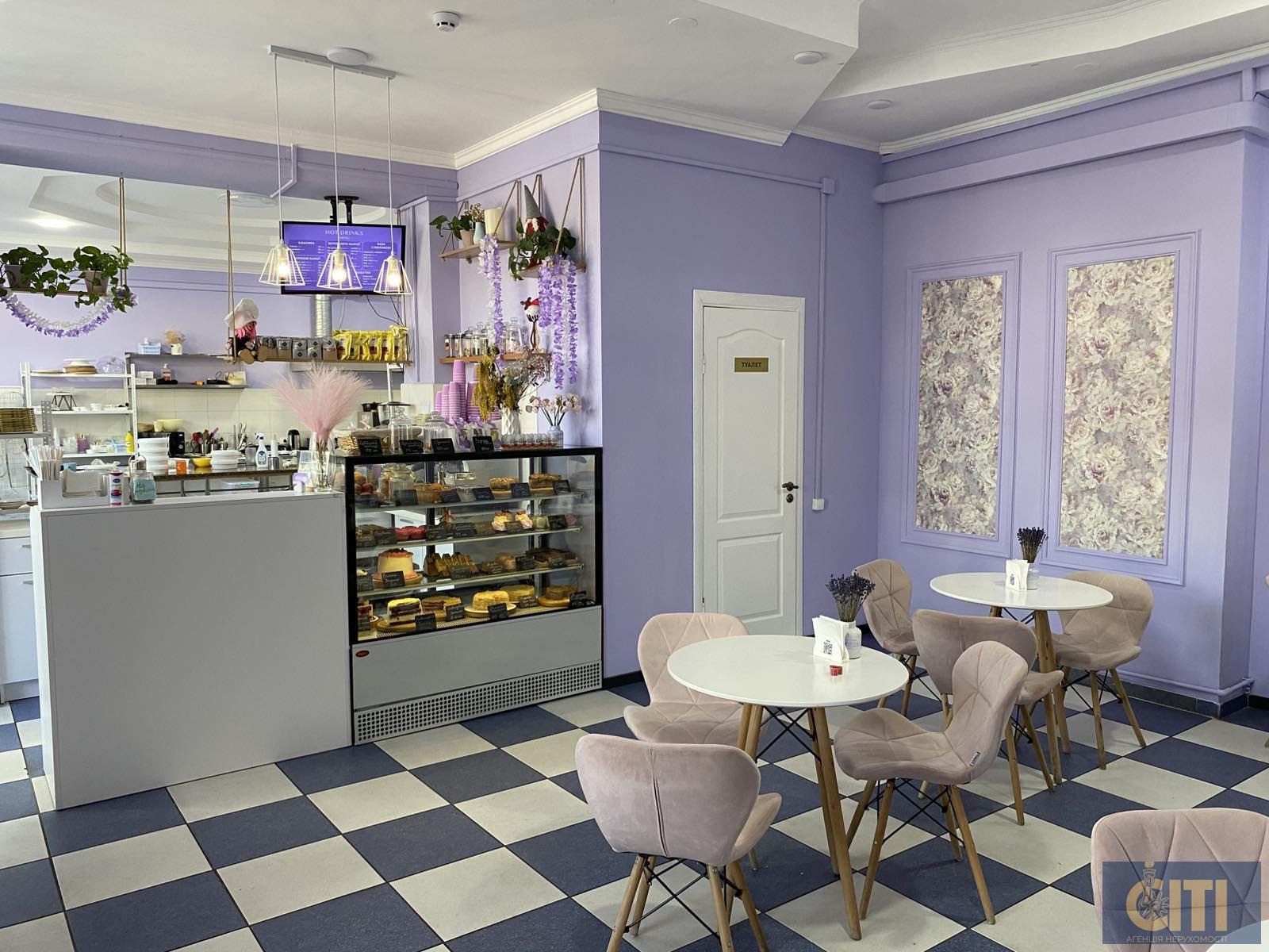 Приміщення під магазин або кафе в самому центрі Житомира